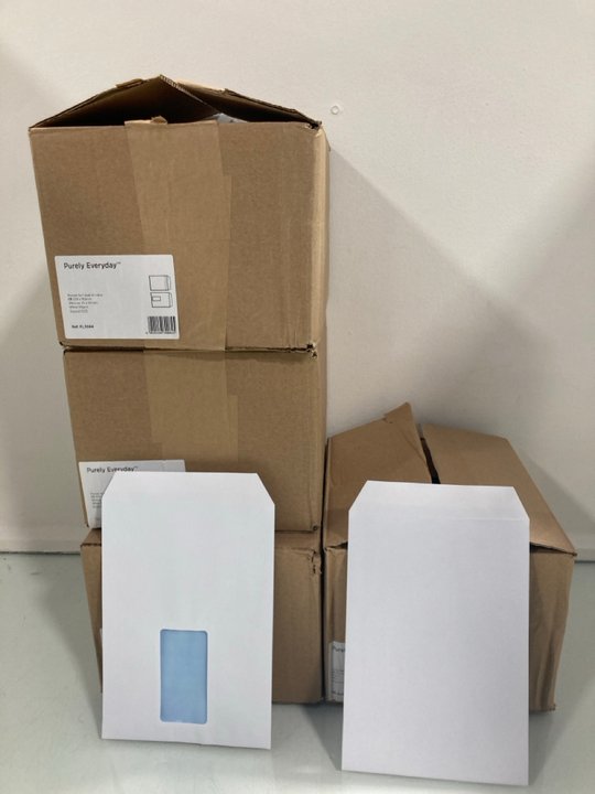 Lot 933  
            Marchington SR12 - Parcel Delivery Only 

                
4 X BOXES OF ASSORTED PURELY EVERYDAY COMMERCIAL ENVELOPES: LOCATION - H13