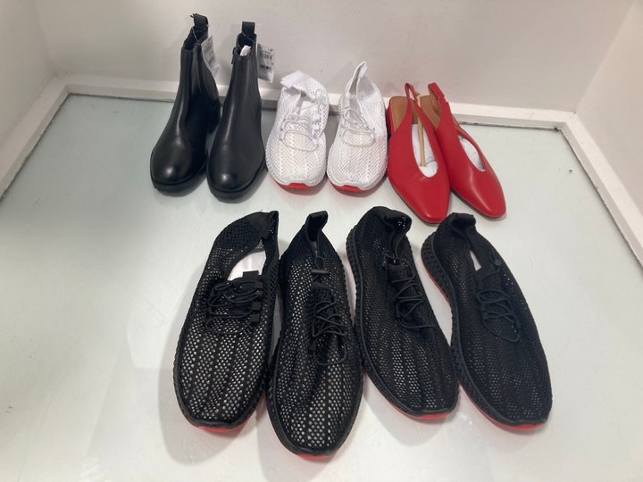 Lot 950  
            Marchington SR12 - Parcel Delivery Only 

                
5 X PAIRS OF ASSORTED SHOES TO INCLUDE SLINGBACK WOMENS BLOCK SHOES IN RED - UK 8...