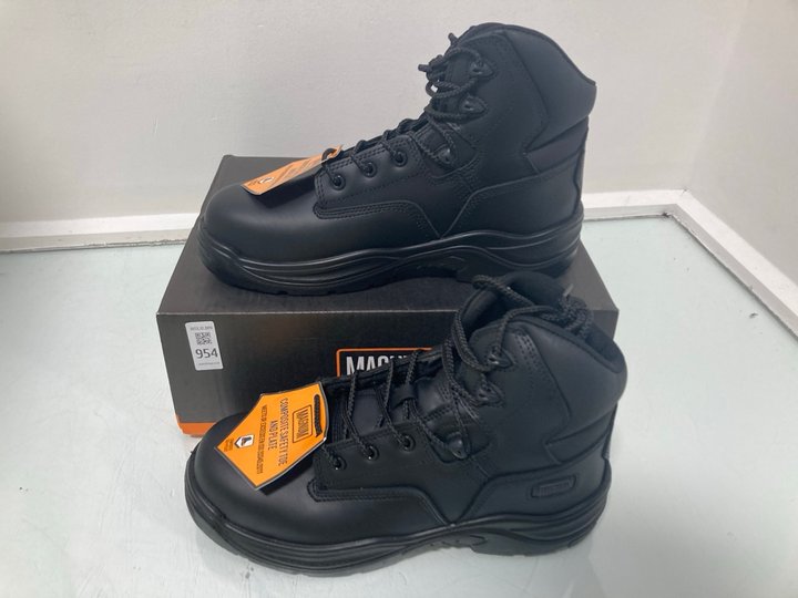 Lot 954  
            Marchington SR12 - Parcel Delivery Only 

                
MAGNUM PRECISION SITEMASTER COMPOSITE TOE WORK SAFETY BOOTS IN BLACK - UK 10: LOC...