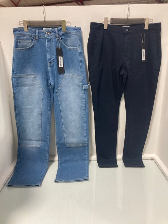 Lot 957  
            Marchington SR12 - Parcel Delivery Only 

                
LEGEND LONDON CARPENTER JEANS IN WASHED LIGHT BLUE - UK 32 TO ALSO INCLUDE LEGEND...