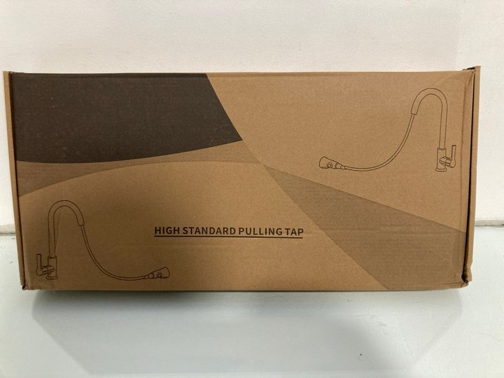 Lot 99  
            Marchington SR12 - Parcel Delivery Only 

                
DECK MOUNTED BLACK KITCHEN FAUCETS PULL OUT HOT COLD WATER FILTER: LOCATION - J3