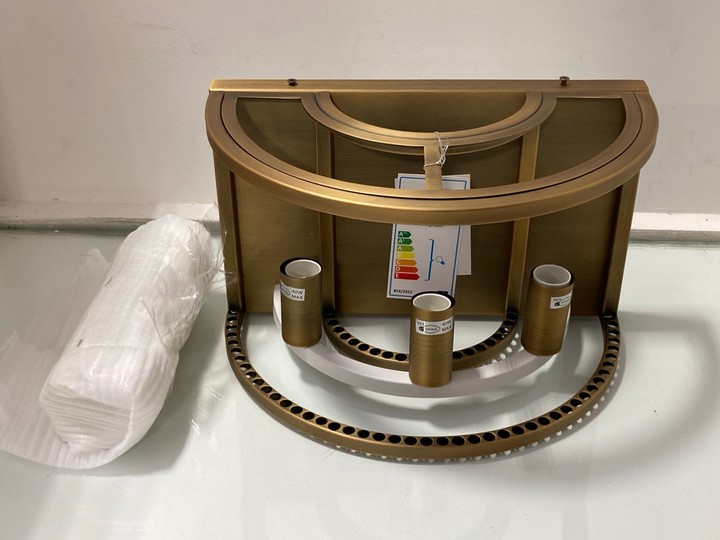 Lot 1008  
            Marchington SR11 - Parcel Delivery Only 

                
ASTON WALL LIGHT IN ANTIQUE BRASS FINISH - ORIGINAL RRP £214: LOCATION - BR3