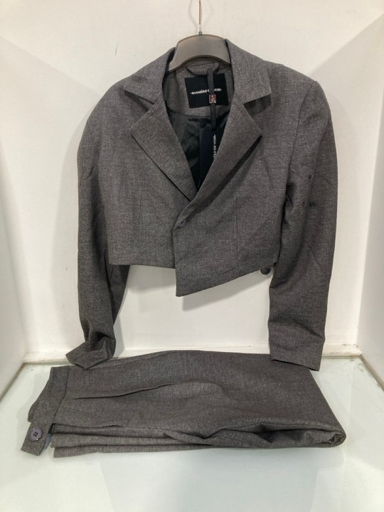 Lot 1231  
            Marchington SR11 - Parcel Delivery Only 

                
2 X MANIERE DE VOIR CLOTHING ITEMS TO INCLUDE WOMENS DRESS TROUSERS IN GREY : SIZ...