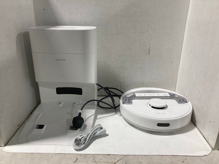Lot 1302  
            Marchington SR11 - Parcel Delivery Only 

                
DREAME D10 PLUS GEN 2 AUTO EMPTY ROBOT VACUUM AND MOP - ORIGINAL RRP £199: LOCATI...