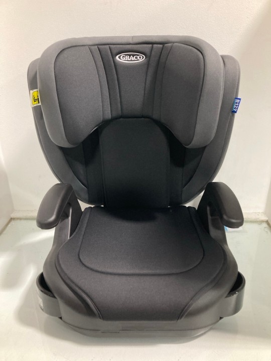 Lot 1328  
            Marchington SR11 - Parcel Delivery Only 

                
GRACO JUNIOR MAXI I-SIZE R129 HIGH BACK CHILDRENS CAR SEAT: LOCATION - B4