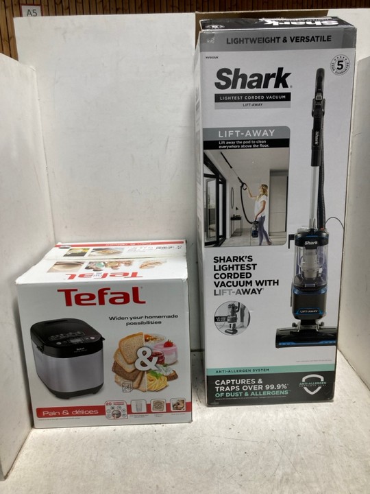 Lot 1352  
            Marchington SR11 - Parcel Delivery Only 

                
2 X ASSORTED HOME APPLIANCES TO INCLUDE SHARK LIGHTEST LIFT AWAY CORDED UPRIGHT V...