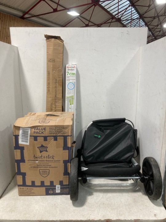 Lot 1371  
            Marchington SR11 - Parcel Delivery Only 

                
QTY OF ASSORTED ITEMS TO INCLUDE TOMMEE TIPPEE TWIST & CLICK ADVANCED NAPPY DISPO...