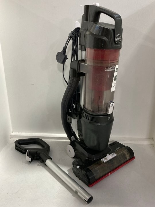 Lot 1392  
            Marchington SR11 - Parcel Delivery Only 

                
HOOVER H-UPRIGHT LIGHTWEIGHT CORDED VACUUM CLEANER: LOCATION - BR1
