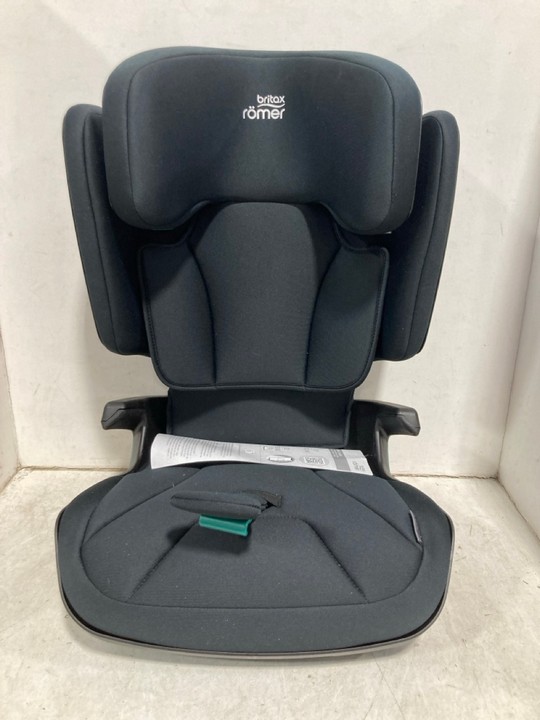 Lot 1479  
            Marchington SR11 - Parcel Delivery Only 

                
BRITAX ROMER CHILDRENS CAR SEAT: LOCATION - B8