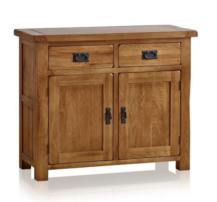 Lot 110  
            Marchington SR11 - Delivery or Collection 

                
OAK FURNITURELAND ORIGINAL RUSTIC SOLID OAK SMALL SIDEBOARD ORIGINAL RRP £449.99:...