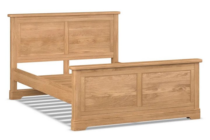 Lot 133  
            Marchington SR11 - Delivery or Collection 

                
OAK FURNITURELAND BRENNAN SOLID OAK DOUBLE BED FRAME IN NATURAL - ORIGINAL RRP £8...