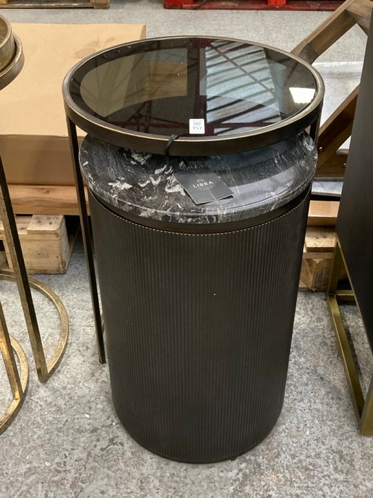 Lot 157  
            Marchington SR11 - Delivery or Collection 

                
BELVEDERE SET OF 2 NESTING SIDE TABLES IN BLACK - ORIGINAL RRP £600: LOCATION - C2