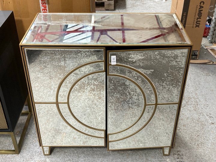 Lot 159  
            Marchington SR11 - Delivery or Collection 

                
CLARIDGE CIRCLE LINK 2 DOOR CABINET IN MIRROR FINISH - ORIGINAL RRP £671: LOCATIO...
