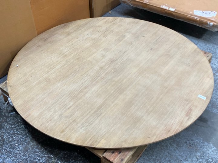 Lot 160  
            Marchington SR11 - Delivery or Collection 

                
LARGE ROUND FIXED DINING TABLE TOP IN NATURAL WOOD FINISH: LOCATION - C2