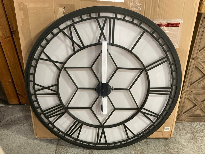 Lot 225  
            Marchington SR11 - Delivery or Collection 

                
OVERSIZED BACKLIT WALL CLOCK IN BLACK - ORIGINAL RRP £140: LOCATION - D3