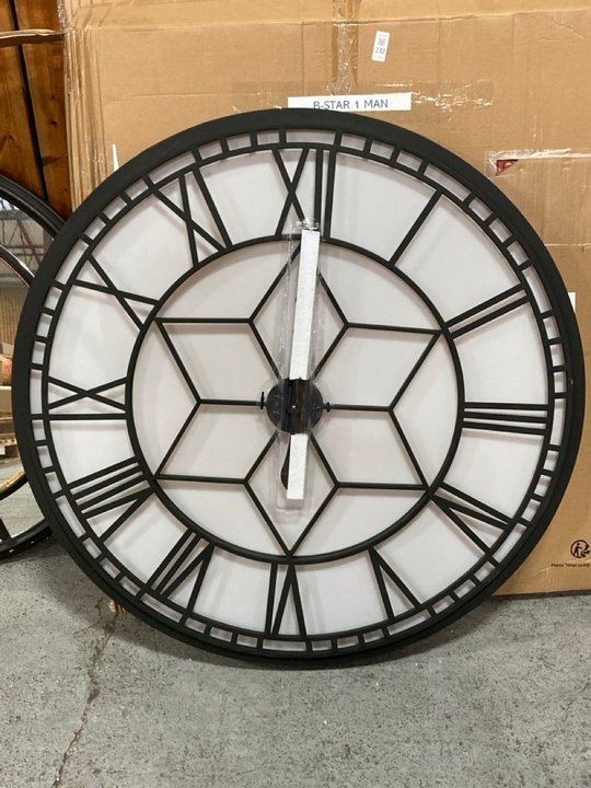 Lot 232  
            Marchington SR11 - Delivery or Collection 

                
OVERSIZED BACKLIT WALL CLOCK IN BLACK - ORIGINAL RRP £140: LOCATION - D3