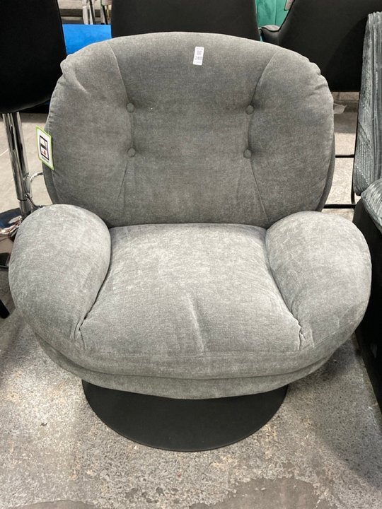 Lot 248  
            Marchington SR11 - Delivery or Collection 

                
DREAMS INTERIORS ACCENT STYLE SWIVEL ARMCHAIR IN SLATE GREY FABRIC: LOCATION - C4