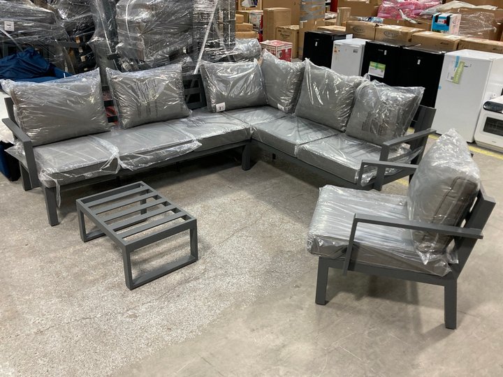 Lot 282  
            Marchington SR11 - Delivery or Collection 

                
DREAMS OUTDOOR LARGE 5 SEATER GARDEN CORNER SOFA SET WITH ARMCHAIR AND COFFEE TAB...