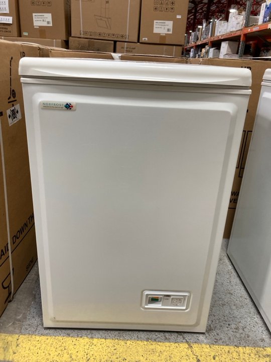 Lot 290  
            Marchington SR11 - Delivery or Collection 

                
NORFROST 99L WHITE CHEST FREEZER MODEL : C4AEWC - ORIGINAL RRP - £174: LOCATION - B1