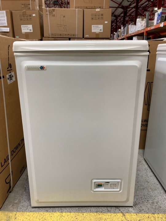 Lot 294  
            Marchington SR11 - Delivery or Collection 

                
NORFROST 99L WHITE CHEST FREEZER MODEL : C4AEWC - ORIGINAL RRP - £174: LOCATION - B1