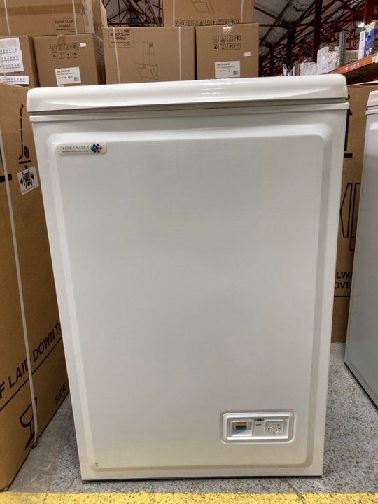 Lot 298  
            Marchington SR11 - Delivery or Collection 

                
NORFROST 99L WHITE CHEST FREEZER MODEL : C4AEWC - ORIGINAL RRP - £174: LOCATION - B1