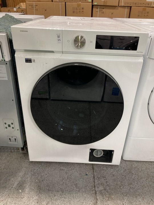 Lot 315  
            Marchington SR11 - Delivery or Collection 

                
SAMSUNG WASHER DRYER MODEL : WD11DB7B85GW - ORIGINAL RRP - £679: LOCATION - B2