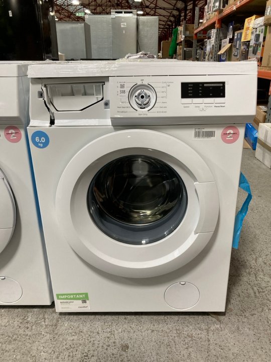 Lot 318  
            Marchington SR11 - Delivery or Collection 

                
COMFEE 6KG FREESTANDING WASHING MACHINE MODEL : CFE10EW60 - ORIGINAL RRP - £199: ...