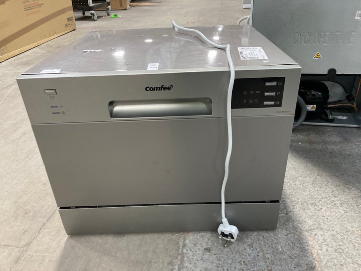 Lot 339  
            Marchington SR11 - Delivery or Collection 

                
COMFEE TABLE TOP DISHWASHER MODEL : KWH-TD602E-S: LOCATION - B2