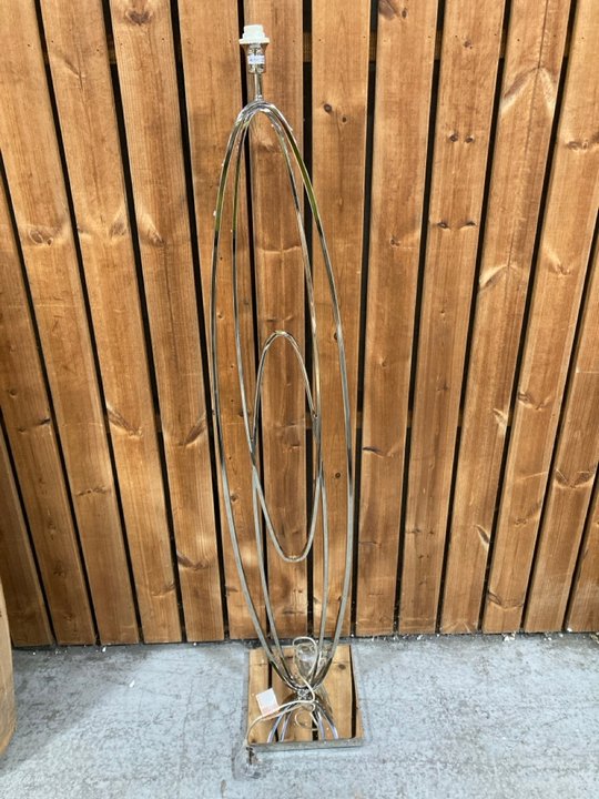 Lot 376  
            Marchington SR11 - Delivery or Collection 

                
OVAL RINGS NICKEL FINISH FLOOR LAMP BASE: LOCATION - B3
