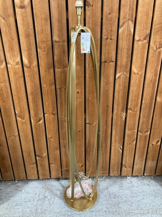 Lot 377  
            Marchington SR11 - Delivery or Collection 

                
BRISA ANTIQUE BRASS FLOOR LAMP BASE: LOCATION - B3
