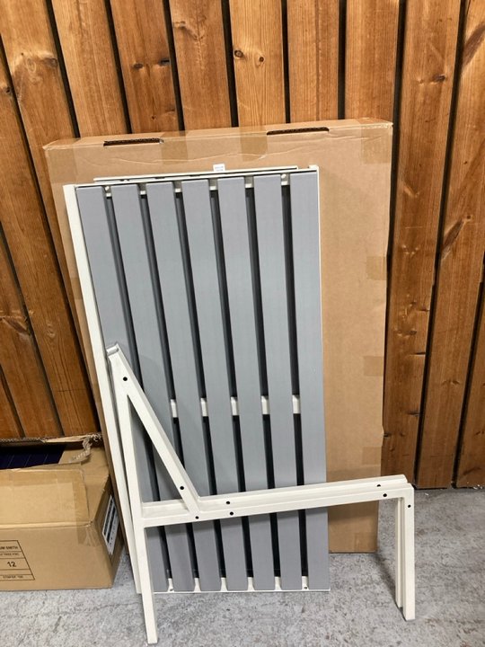 Lot 403  
            Marchington SR11 - Delivery or Collection 

                
IKEA JOLPEN OUTDOOR BENCH: LOCATION - A4W