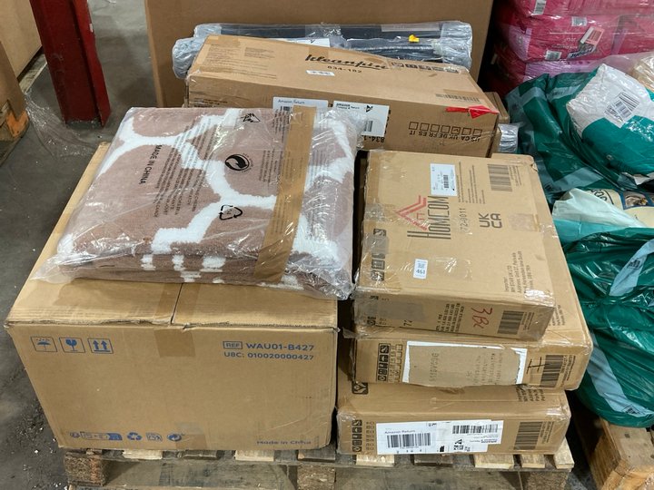 Lot 461  
            Marchington SR11 - Delivery or Collection 

                
PALLET OF ASSORTED ITEMS TO INCLUDE HOMCOM ADJUSTABLE BATH SEAT: LOCATION - C6 (K...