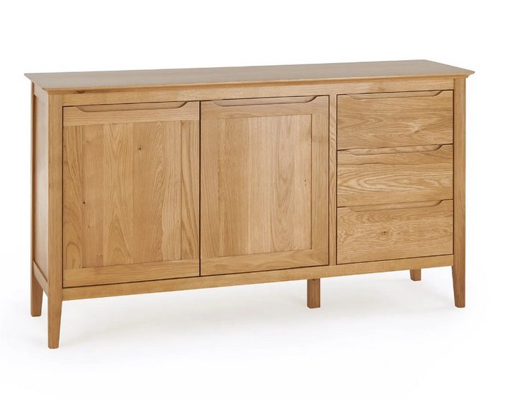 Lot 46  
            Marchington SR11 - Delivery or Collection 

                
OAK FURNITURELAND COPENHAGEN NATURAL SOLID OAK LARGE SIDEBOARD ORIGINAL RRP £629....