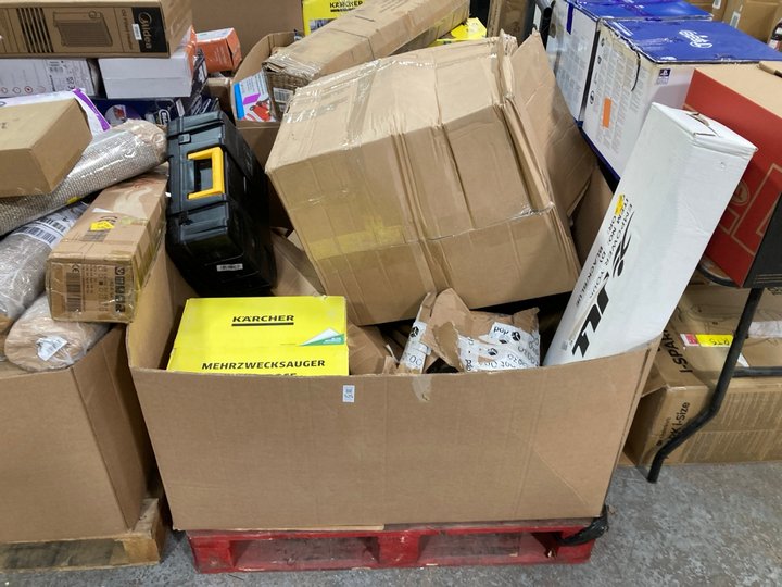 Lot 525  
            Marchington SR11 - Delivery or Collection 

                
PALLET OF ASSORTED ITEMS TO INCLUDE KARCHER WD2 PLUS WET & DRY VACUUM CLEANER: LO...