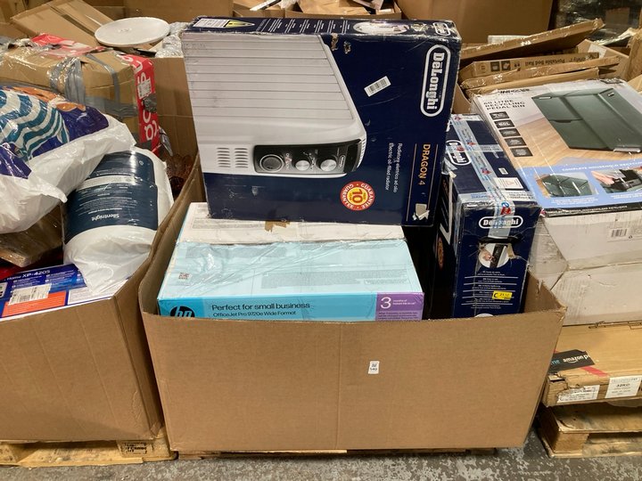 Lot 540  
            Marchington SR11 - Delivery or Collection 

                
PALLET OF ASSORTED ITEMS TO INCLUDE DELONGHI DRAGON 4 OIL FILLED ELECTRIC HEATER:...