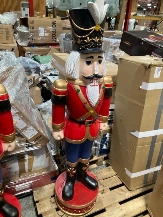 Lot 563  
            Marchington SR11 - Delivery or Collection 

                
LARGE FLOOR STANDING NUTCRACKER CHRISTMAS DECORATION: LOCATION - B10