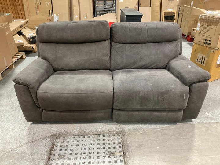 Lot 592  
            Marchington SR11 - Delivery or Collection 

                
2 SEATER POWER RECLINER FABRIC SOFA IN MOCHA: LOCATION - A1