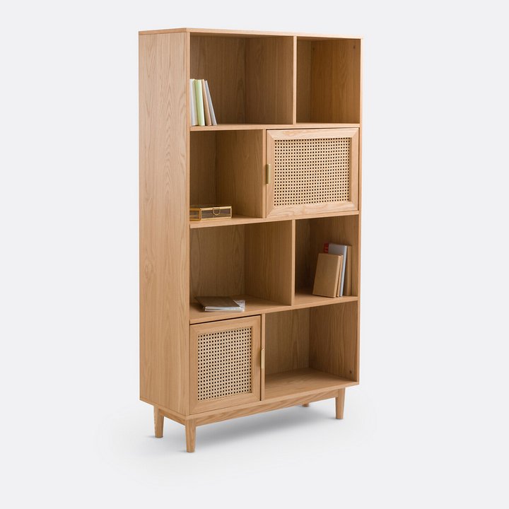 Lot 619  
            Marchington SR11 - Delivery or Collection 

                
SO'HOME LORIS OAK VENEER & RATTAN BOOKCASE. RRP- £579.99: LOCATION - A3