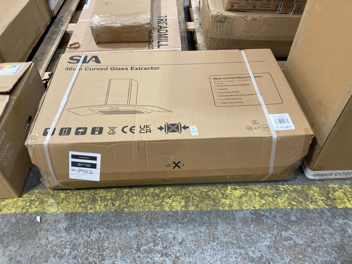 Lot 659  
            Marchington SR11 - Delivery or Collection 

                
SIA 90CM CURVED GLASS EXTRACTOR MODEL : CGH90BL: LOCATION - A5