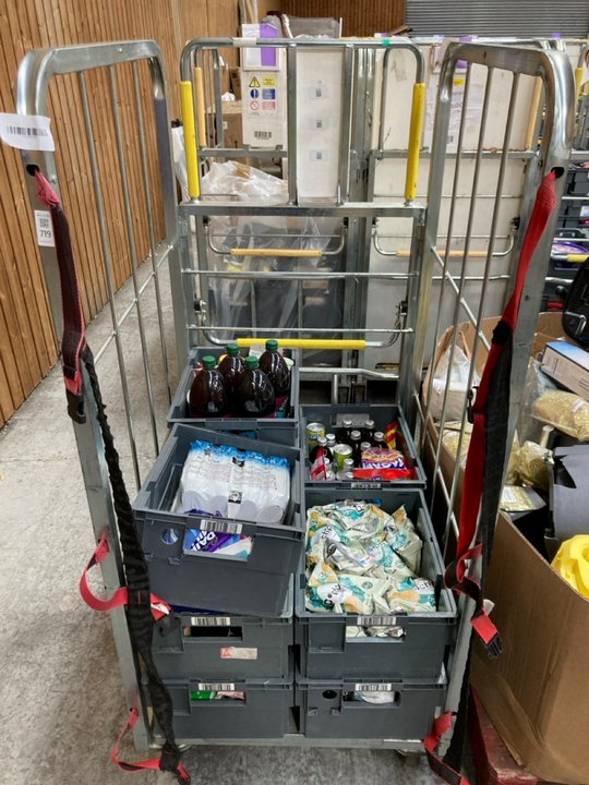 Lot 719  
            Marchington SR11 - Collection 

                
(COLLECTION ONLY) CAGE OF ASSORTED FOOD & DRINKS ITEMS TO INCLUDE ROBINSONS DOUBL...