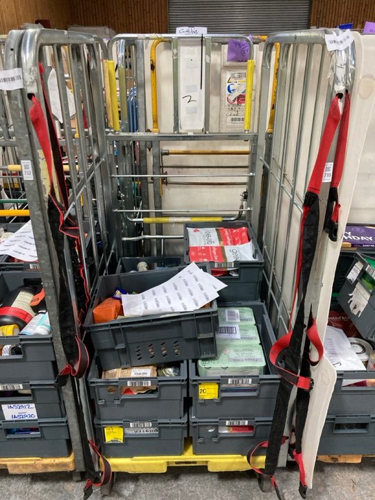 Lot 733  
            Marchington SR11 - Delivery or Collection 

                
CAGE OF ASSORTED FOOD AND DRINKS ITEMS TO INCLUDE FEVER TREE ELDERFLOWER TONIC WA...