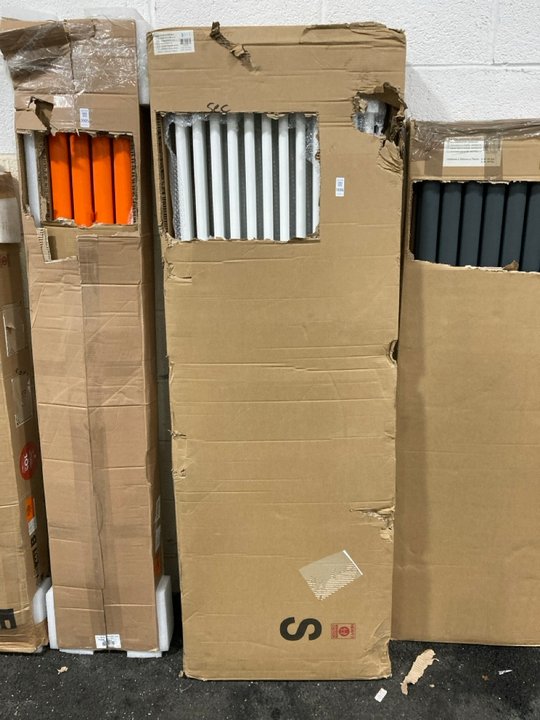 Lot 1006  
            Marchington SR19 - Delivery or Collection 

                
TRADITIONAL VERTICAL 12 X 3 COLUMN CAST IRON STYLE RADIATOR IN WHITE 1800 X 560MM...