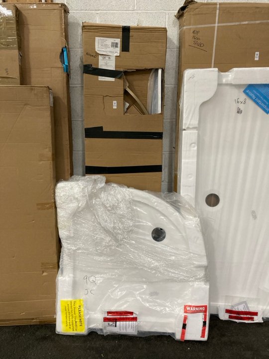 Lot 1056  
            Marchington SR19 - Collection 

                
(COLLECTION ONLY) CLEAR GLASS BRUSHED GOLD FRAMED 900 X 1850MM QUADRANT SHOWER EN...