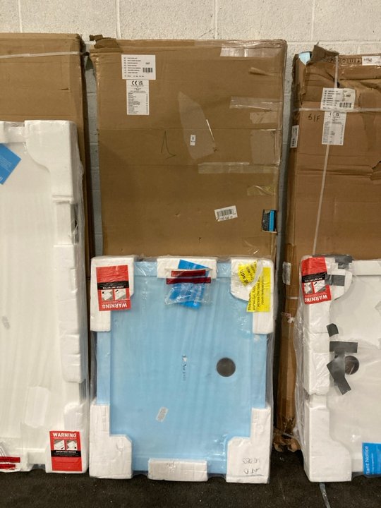 Lot 1058  
            Marchington SR19 - Collection 

                
(COLLECTION ONLY) CLEAR GLASS SILVER FRAMED 800 X 1950MM SLIDING SHOWER DOOR WITH...