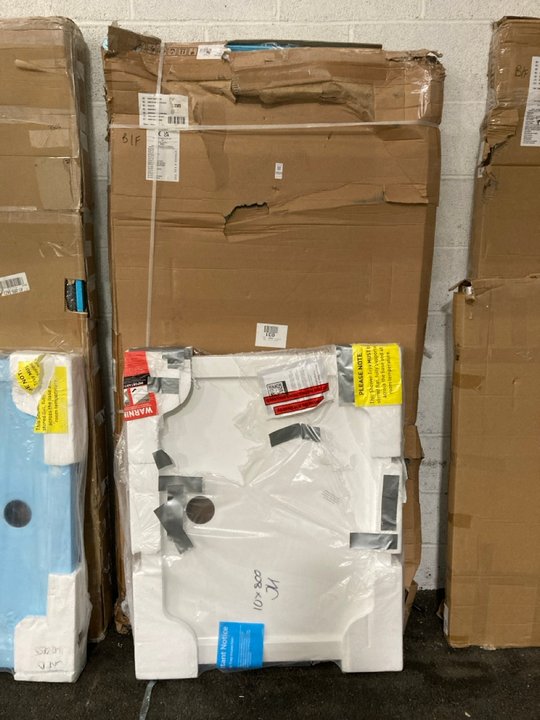 Lot 1059  
            Marchington SR19 - Collection 

                
(COLLECTION ONLY) CLEAR GLASS BLACK FRAMED 1000 X 1950MM HINGED SHOWER DOOR WITH ...