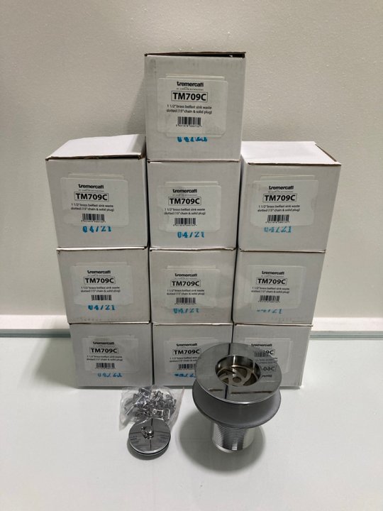 Lot 1067  
            Marchington SR19 - Delivery or Collection 

                
QTY OF CHROME BELFAST SINK WASTES WITH PLUG & CHAIN - ORIGINAL RRP £250: LOCATION...