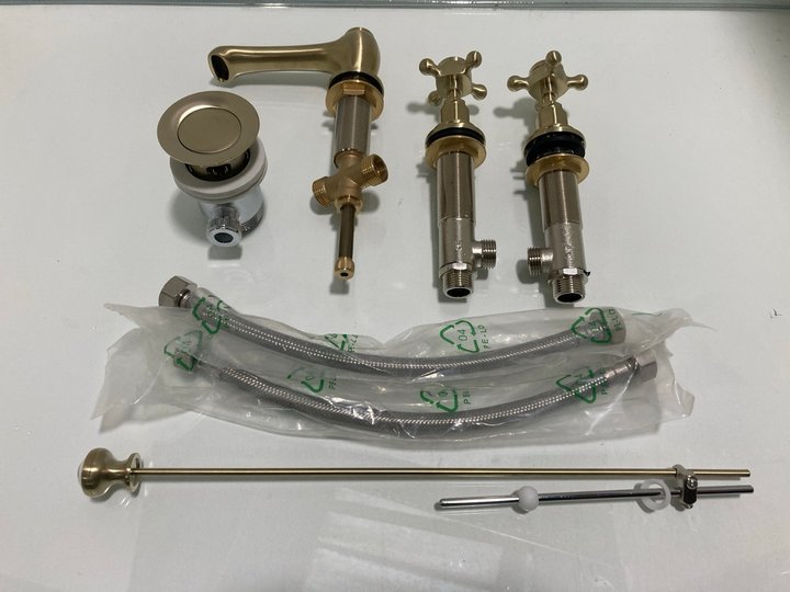 Lot 1083  
            Marchington SR19 - Delivery or Collection 

                
TRADITIONAL CROSSHEAD 3TH BASIN MIXER IN BRUSHED BRASS WITH POP UP WASTE - ORIGIN...