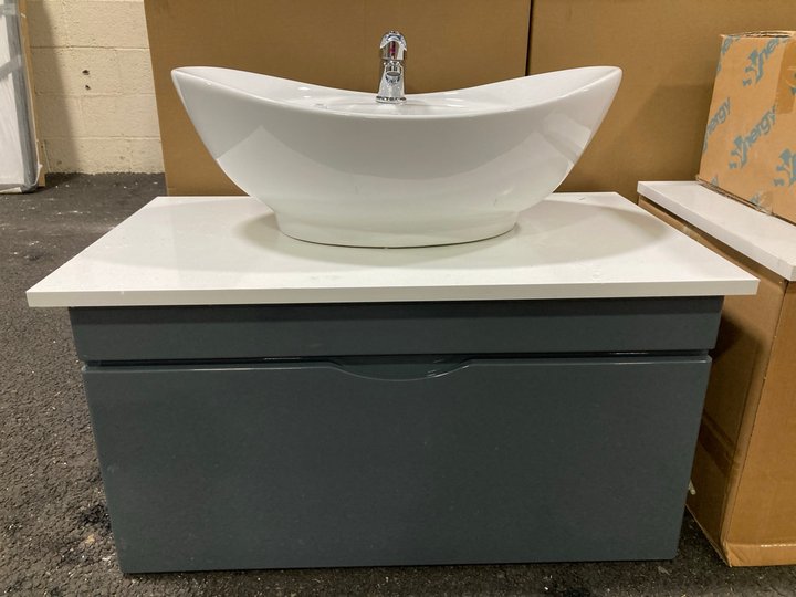 Lot 108  
            Marchington SR19 - Collection 

                
(COLLECTION ONLY) WALL HUNG 1 DRAWER COUNTER TOP SINK UNIT IN GLOSS GREY & WHITE ...