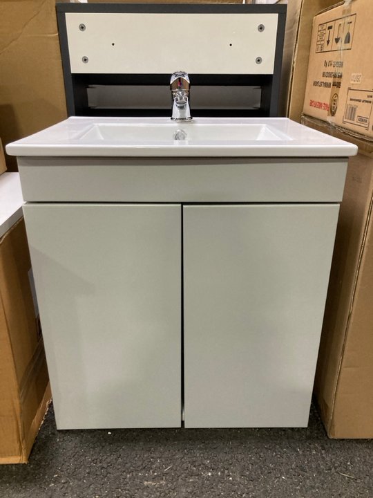 Lot 116  
            Marchington SR19 - Delivery or Collection 

                
WALL HUNG 2 DOOR SINK UNIT IN GLOSS GREY MIST WITH A 510 X 400MM 1TH CERAMIC BASI...