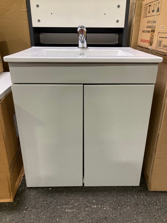 Lot 117  
            Marchington SR19 - Delivery or Collection 

                
WALL HUNG 2 DOOR SINK UNIT IN GLOSS GREY MIST WITH A 510 X 400MM 1TH CERAMIC BASI...